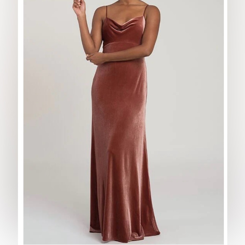 Jenny Yoo Sammi Stretch Velvet Cowl Neck Dress in English Rose Size 4